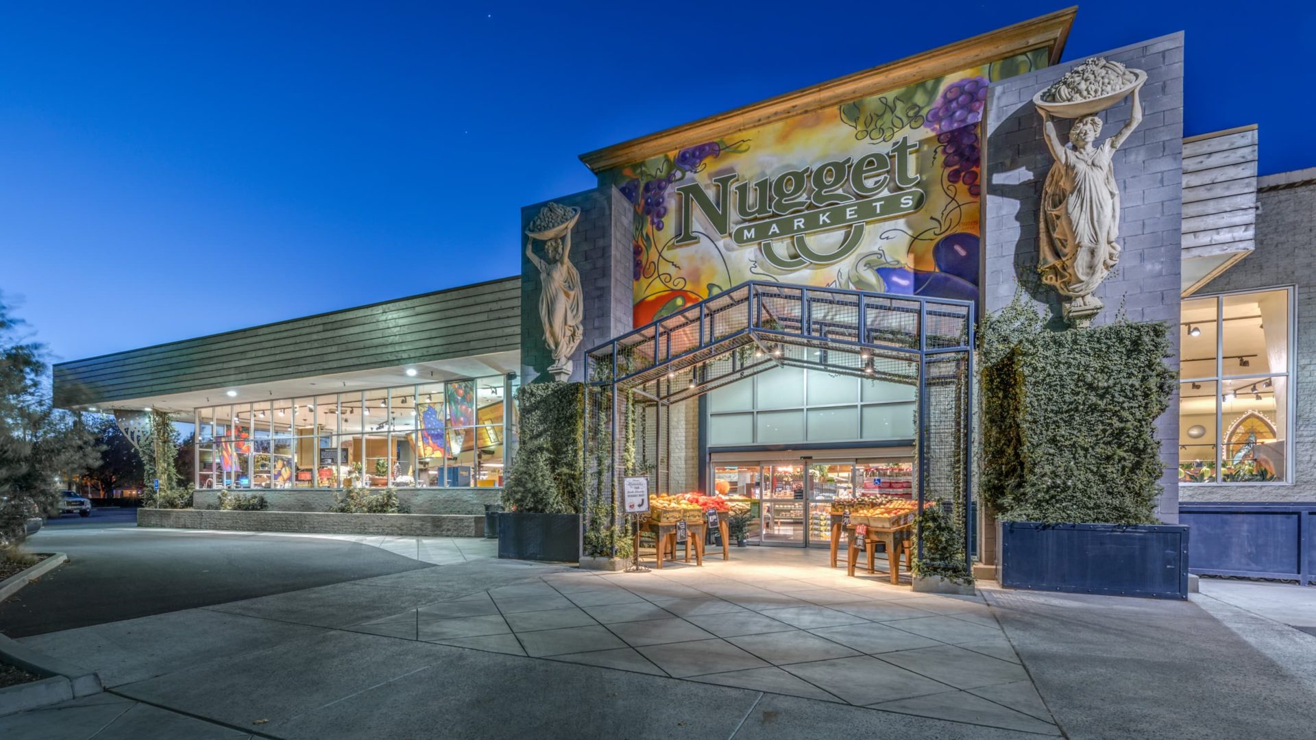front entrance of nugget markets