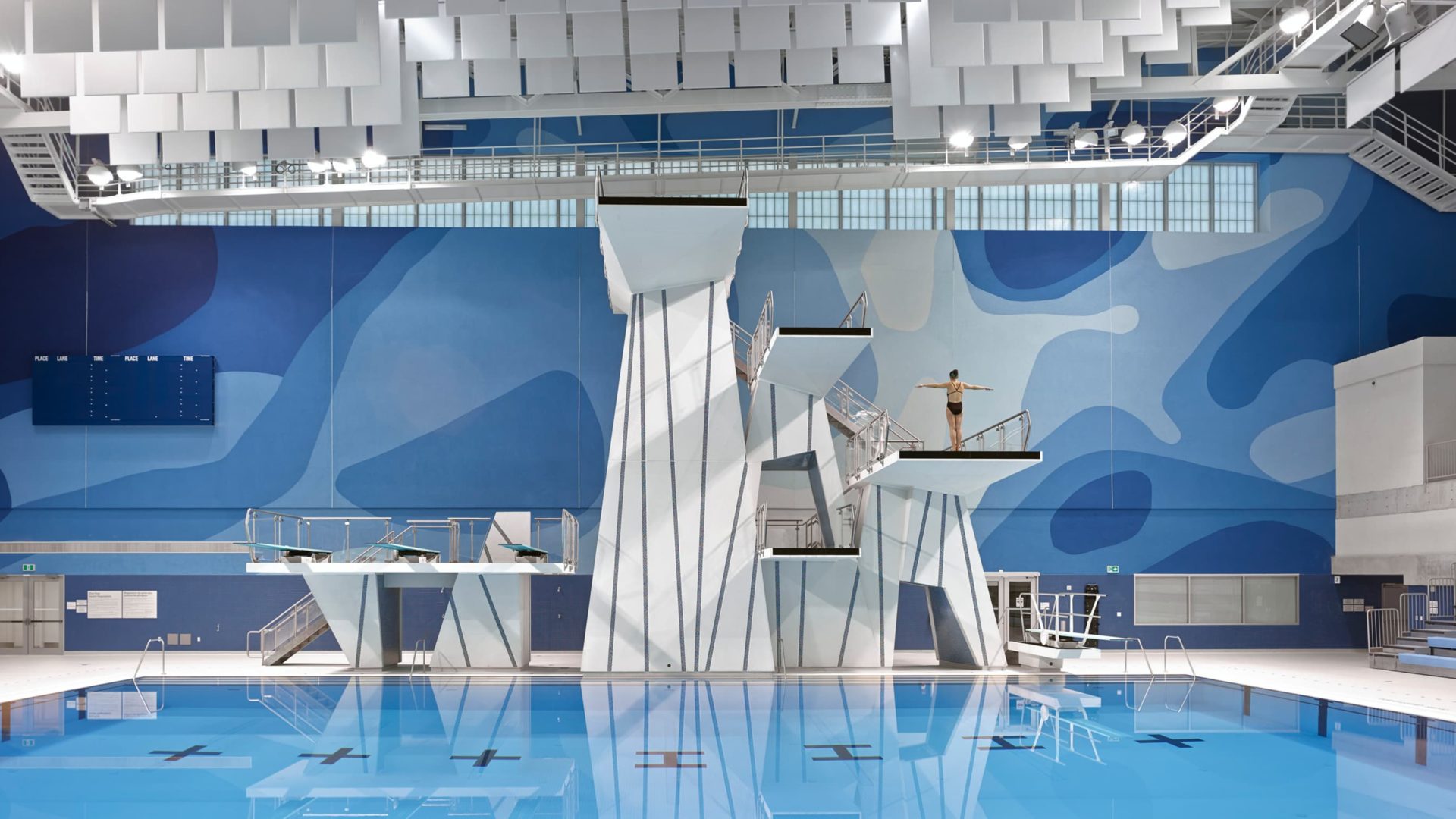 swimming pool with diving boards in toronto pan am sports centre