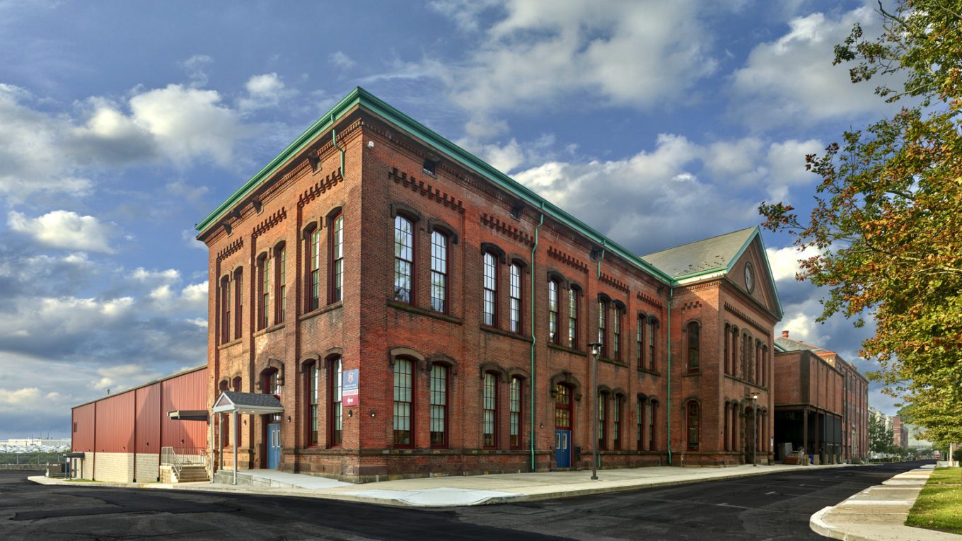 Franklin Towne Charter | High-Performing School Design in Philadelphia